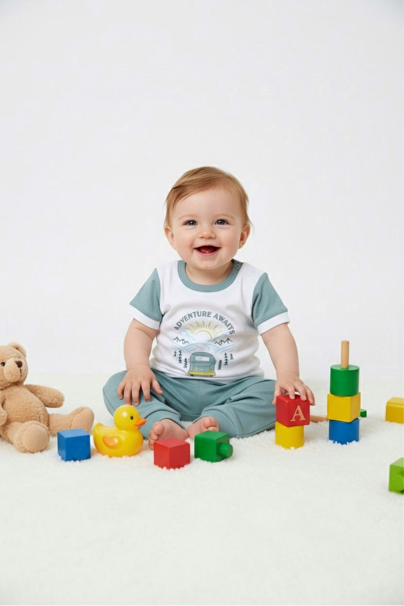 بيجامات مطبوعة بطبعة حافلة